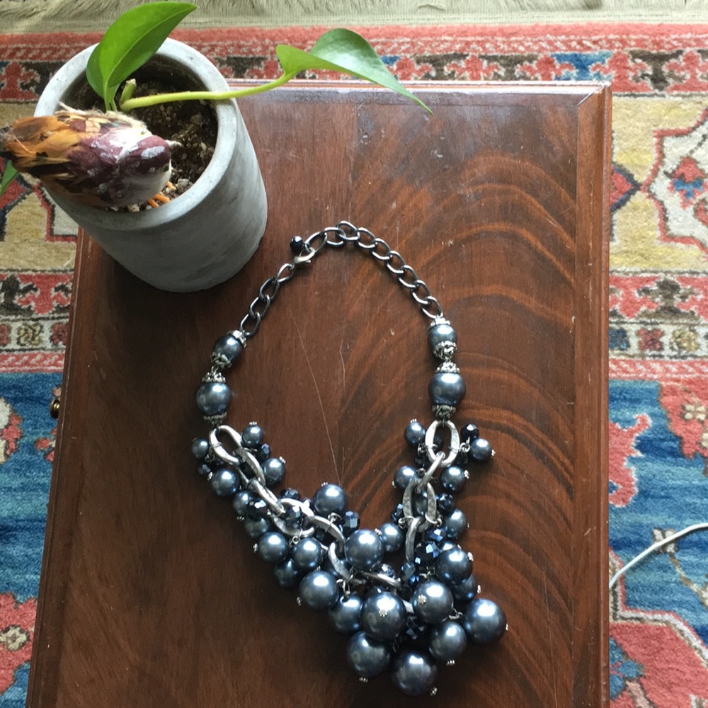 Costume black pearl necklace